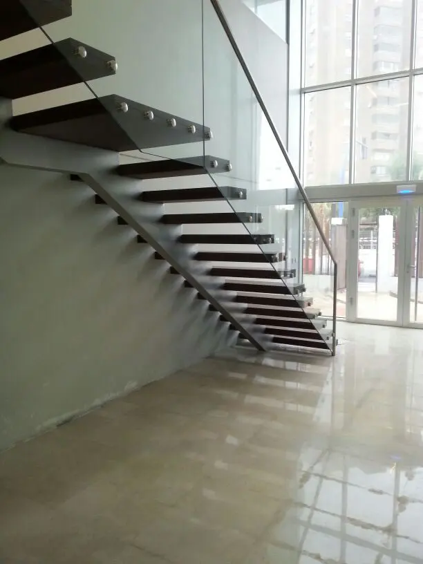 Ref: escaleravolada-bdi21